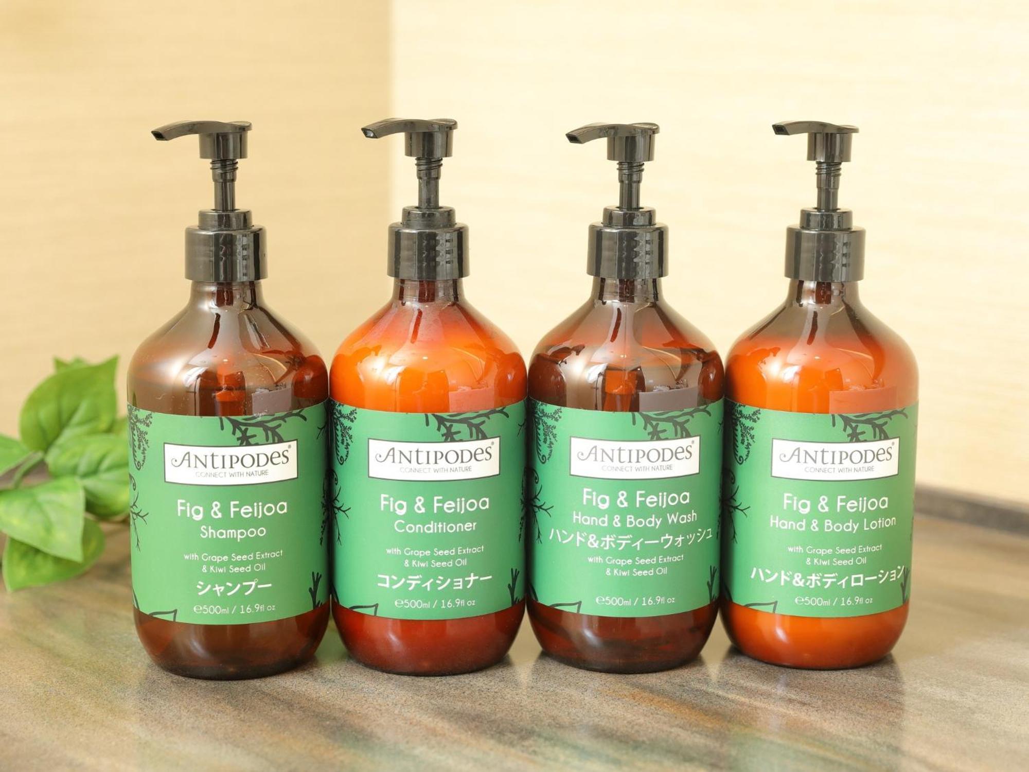Hotel Ana Crowne Plaza Chitose By Ihg Exterior foto A selection of Antipodes products
