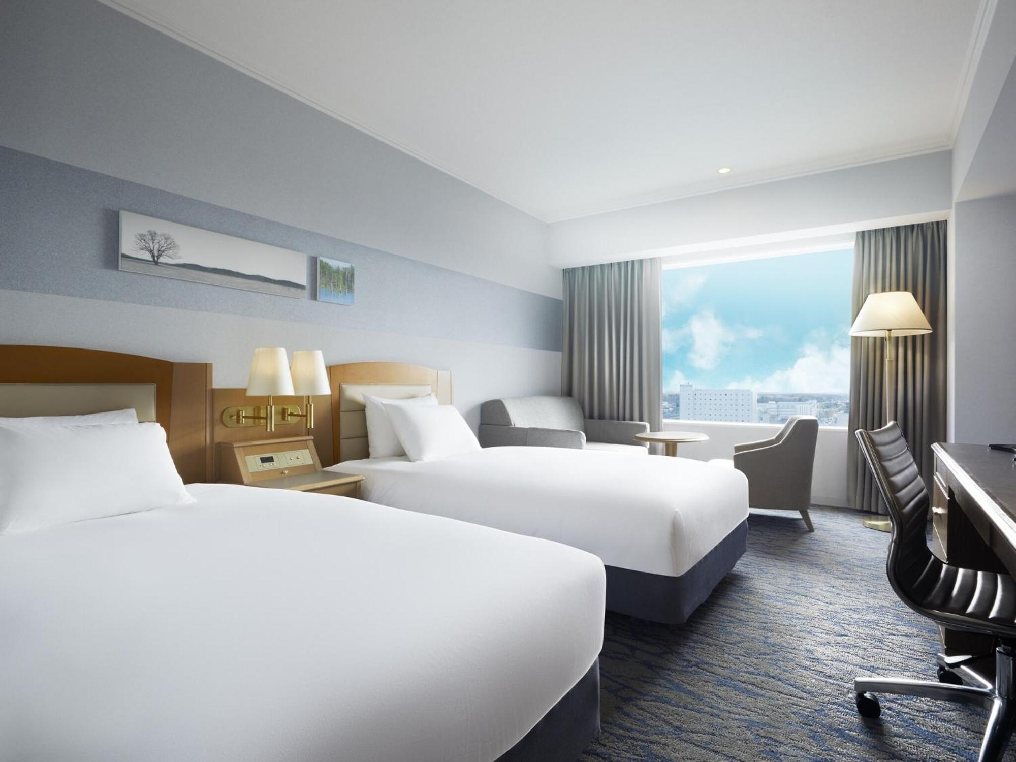 Hotel Ana Crowne Plaza Chitose By Ihg Exterior foto A typical room at the hotel