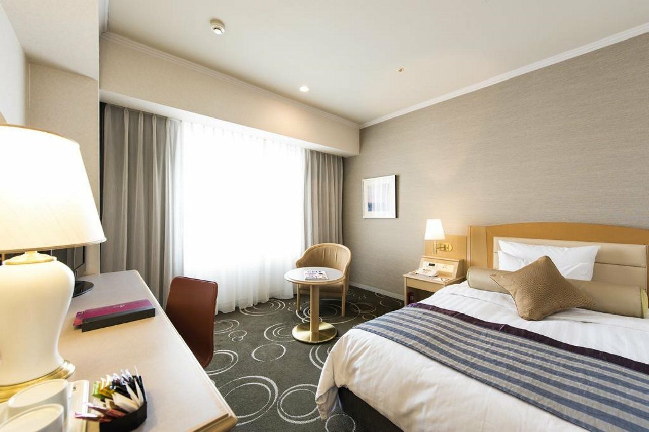 Hotel Ana Crowne Plaza Chitose By Ihg Exterior foto Deluxe room